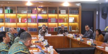 Ketua IKAHI Terima Audiensi PERADI, Tekankan Advokat Jaga Marwah Pengadilan