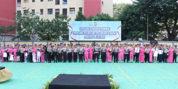 Hari Bhayangkara ke-80, 74 Personel Polres Metro Jakarta Barat Terima Kenaikan Pangkat