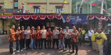 IMG-20260704-WA0011 - Deteksi Jaya Polsek Tambora Perkuat Sinergitas Melalui Pembagian 35 Paket Sembako Sabuk Kamtibmas