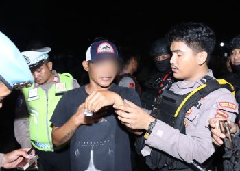 Patroli dan Razia Stasioner Operasi Berantas Jaya 2026, Polres Metro Jakarta Barat Amankan Dua Pria Beserta Barang Bukti Narkoba