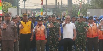 Gerbek Lumpur Serentak Dimulai, Pemkot Jakbar Targetkan Titik Banjir Berkurang Signifikan pada 2027