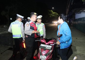 Patroli Mobile dan Razia Kejahatan Jalanan, Polres Metro Jakbar Hadir Jaga Rasa Aman Warga