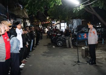 Kapolres Metro Jakarta Barat Pimpin Langsung Apel KRYD Blue Light 3 Pilar di Tamansari, Perkuat Sinergi Jaga Kamtibmas