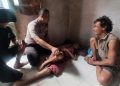 Peduli Kemanusiaan, Bhabinkamtibmas Duri Selatan Datangi dan Beri Bantuan Lansia Sakit Menahun