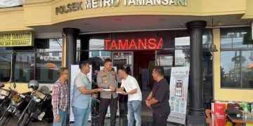 Lacak hingga Blitar, Polsek Metro Taman Sari Berhasil Temukan iPhone Warga yang Hilang di Mangga Besar