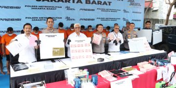 Polres Jakbar Ungkap Sindikat Produksi dan Peredaran Upal, Cetak Puluhan Ribu Lembar Sejak Januari