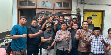 Media Lensa Polri Rayakan HUT ke- 7 Tahun Dengan Santunan Anak Yatim Piatu