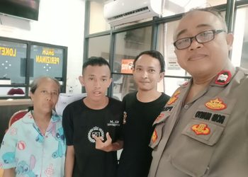 Terpisah dari Teman Saat Pulang Nonton Persib vs Persija, Polsek Tambora Bantu Remaja Berkebutuhan Khusus Kembali ke Keluarga