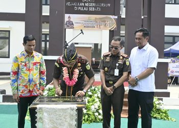 Kajati Kaltara Resmikan Kantor Cabang Kejari Nunukan di Sebatik, Perkuat Layanan Hukum di Perbatasan